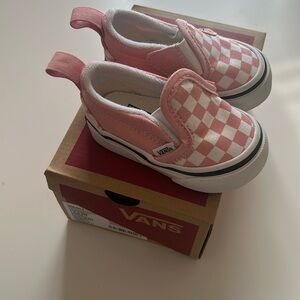 Vans slip on, checkerboard powder pink (with box)
